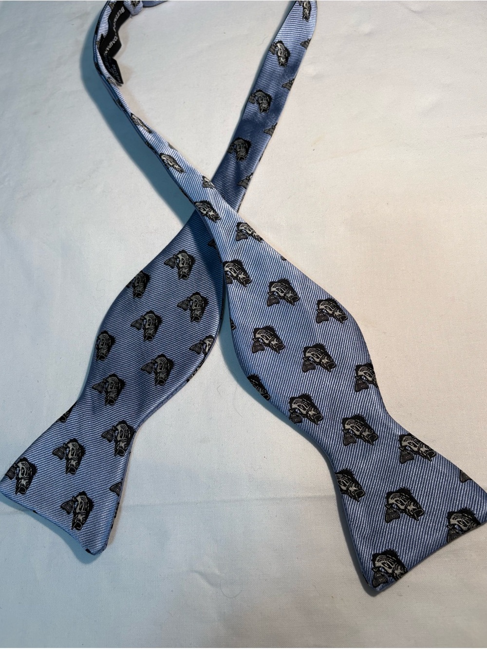 Buffalo & Company Silk Bow Tie Lt Blue Fish Motif